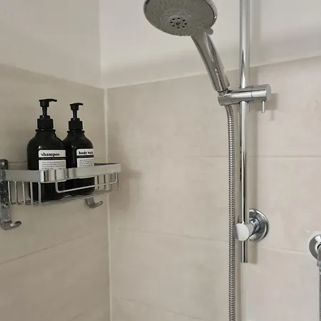 Bellavita Loft - Tricolore Metro Station Apartment *